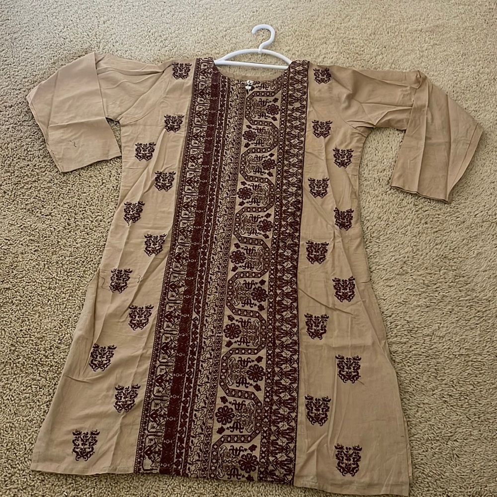 NWOT beautiful tan n brown color prawn / cotton shirt with embroidery on front.